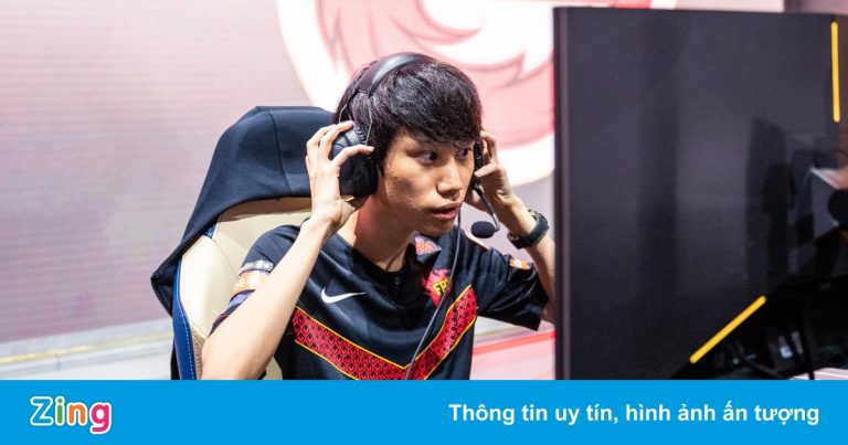 Doinb tỏa sáng đưa FPX trở lại Chung kết Thế giới Doinb tỏa sáng đưa FPX trở lại Chung kết Thế giới