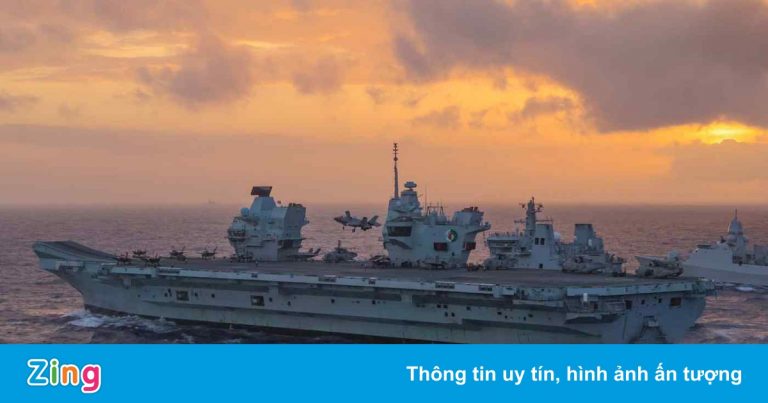 Tàu sân bay Anh lần đầu tập trận cùng tàu Nhật Bản