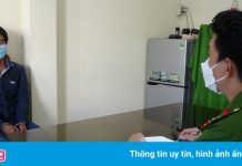 Bị bắt vì dùng điện thoại do bạn gái trộm cắp