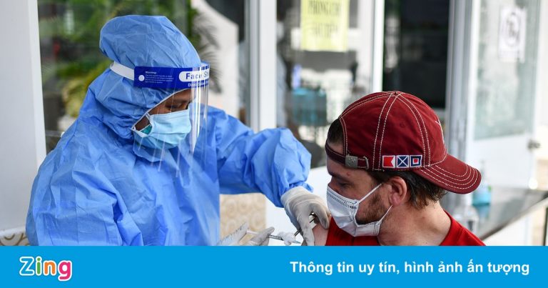 65.336 người ở TP.HCM được tiêm vaccine Covid-19 trong ngày 27/8