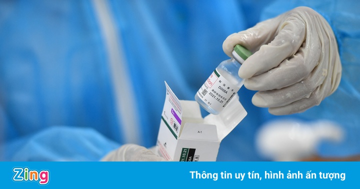 Tôi đang uống thuốc kháng sinh có được tiêm vaccine Covid-19 không? Tôi đang uống thuốc kháng sinh có được tiêm vaccine Covid-19 không?