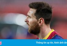 Messi ngỡ ngàng khi phải rời Barca