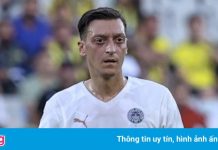 Ozil ghi bàn đầu tiên sau khi rời Arsenal