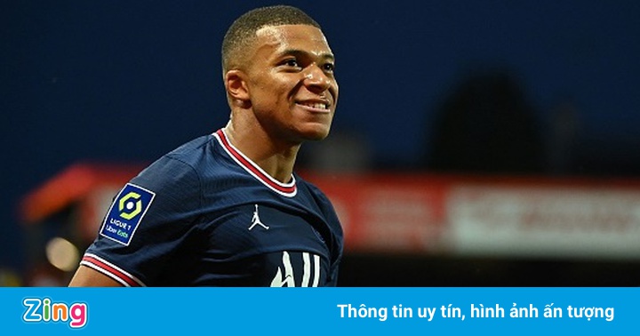 Mbappe ghi bàn trong trận thắng 4-2 của PSG