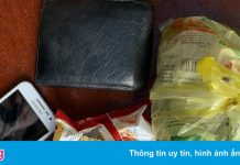 Nam thanh niên giấu ma túy trong gói mỳ tôm