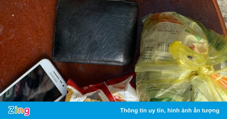 Nam thanh niên giấu ma túy trong gói mỳ tôm