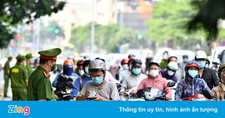 Thủ tướng: Rút kinh nghiệm đợt 30/4, không để tập trung đông dịp 2/9