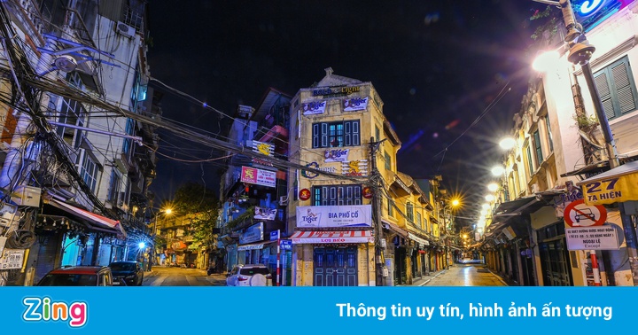 Thường trực Thành ủy Hà Nội nhất trí giãn cách xã hội thêm 15 ngày