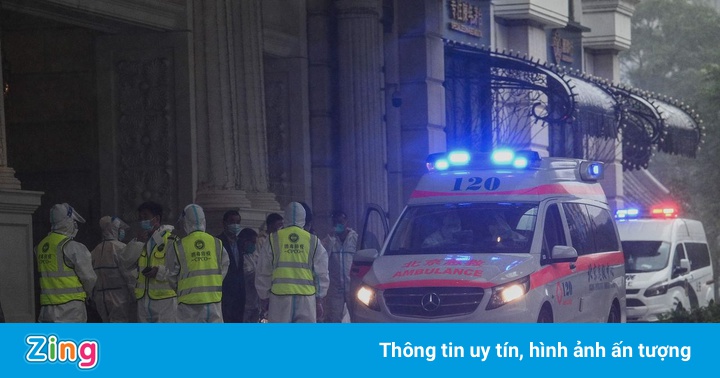 Hàng trăm người phải cách ly sau khi quan chức Zimbabwe tới Bắc Kinh Hàng trăm người phải cách ly sau khi quan chức Zimbabwe tới Bắc Kinh