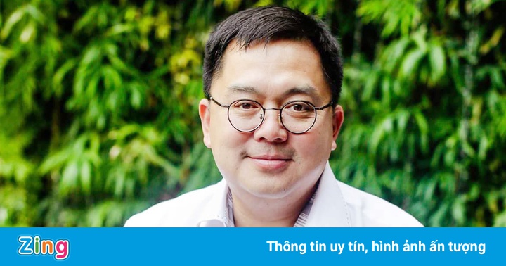 Ông Hoàng Nam Tiến: Tìm thấy giá trị mới trong sách cũ Ông Hoàng Nam Tiến: Tìm thấy giá trị mới trong sách cũ