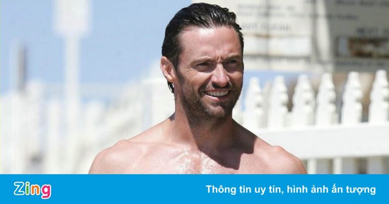 Hugh Jackman khuyên fan thoa kem chống nắng