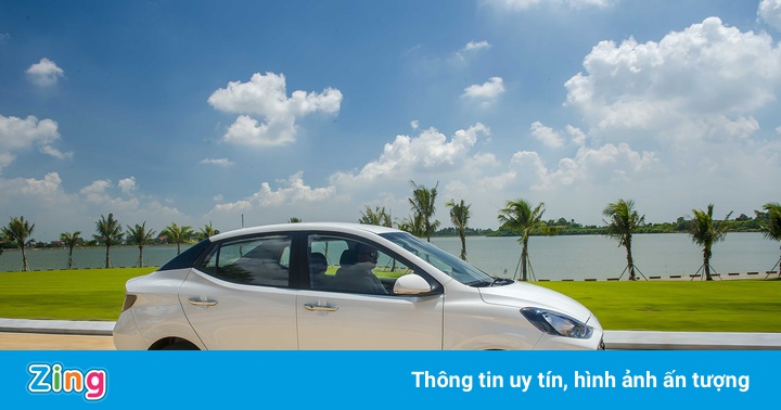 Với 450 triệu đồng, mua Hyundai Grand i10 mới hay VinFast Fadil?