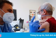 WHO kêu gọi dừng tiêm mũi vaccine Covid-19 thứ 3, Đức và Pháp phớt lờ