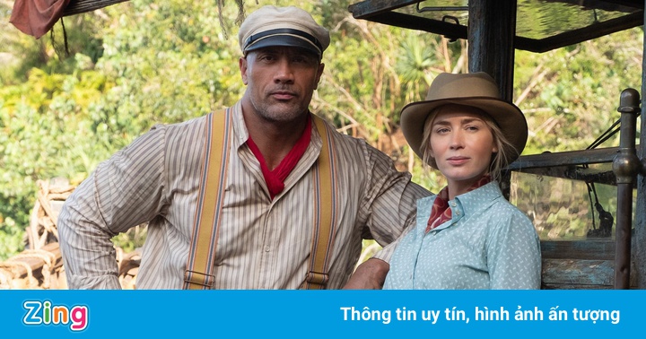 Phim phiêu lưu của The Rock và Emily Blunt mở màn không ấn tượng