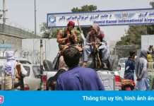 Guardian: Người Afghanistan bị đánh đập trên đường tới sân bay Kabul