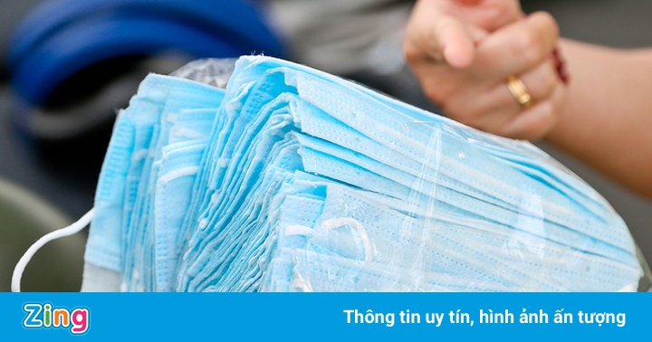 Shipper chở khẩu trang, kit test Covid-19 có vi phạm Chỉ thị 16?