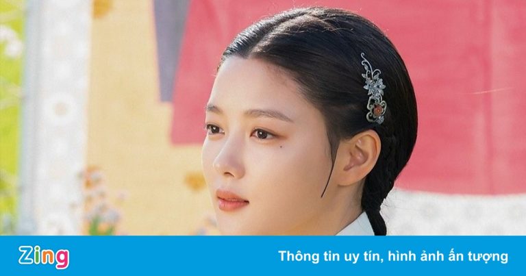 Tạo hình cổ trang của em gái quốc dân Kim Yoo Jung