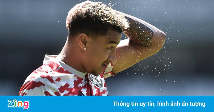 Lingard dương tính với Covid-19