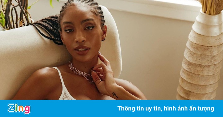 Người mẫu nội y có cơ thể khác biệt Người mẫu nội y có cơ thể khác biệt