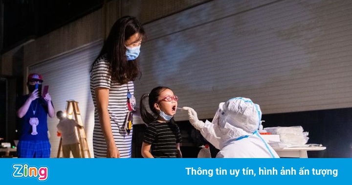 Trương Gia Giới có 16 ca mắc Covid-19, 18 cán bộ bị kỷ luật Trương Gia Giới có 16 ca mắc Covid-19, 18 cán bộ bị kỷ luật