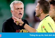 Mourinho nhận thẻ đỏ trong ngày AS Roma thua 2-5