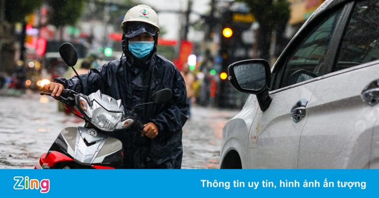 Hà Nội mưa lớn