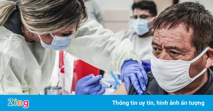 Mỹ đạt mốc tiêm gần một triệu liều vaccine Covid-19 trong ngày