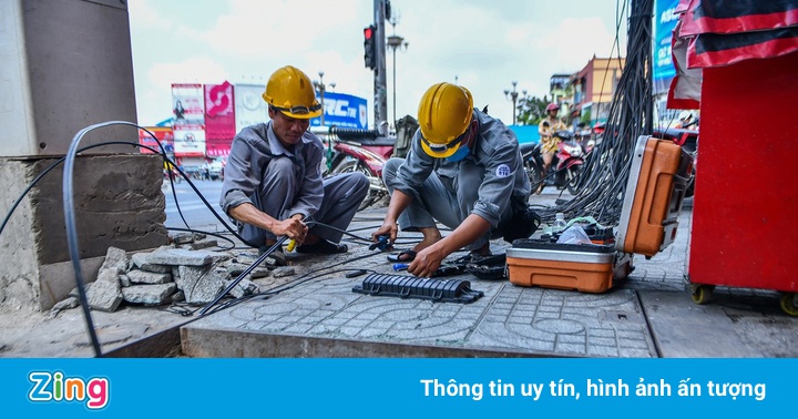 Đi sửa chữa điện nước, tôi có vi phạm Chỉ thị 16?