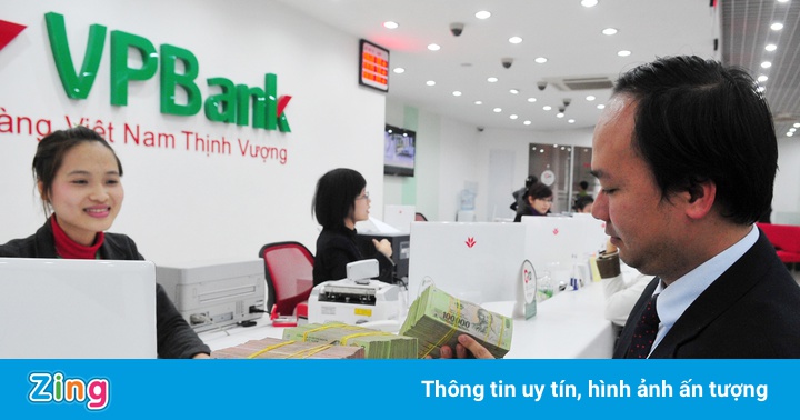 Nhiều lãnh đạo VPBank mua cổ phiếu rẻ gấp 6 lần giá thị trường