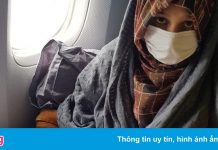 Em bé chào đời trên chuyến bay rời Kabul