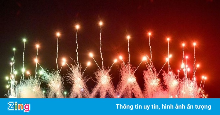 Màn pháo hoa rực rỡ khép lại Olympic Tokyo Màn pháo hoa rực rỡ khép lại Olympic Tokyo