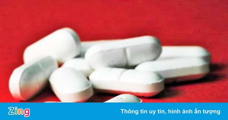 Bé trai bị sốc phản vệ sau khi uống paracetamol