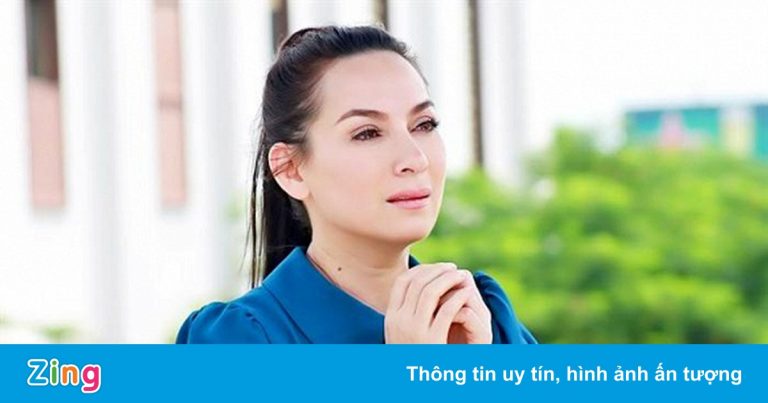 Ca sĩ Phi Nhung được thở máy và lọc máu