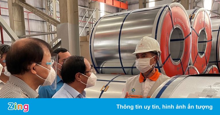 Phó thủ tướng thị sát 14 doanh nghiệp ở TP.HCM và 3 tỉnh lân cận