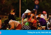Dân Hà Nội đi chợ từ 4h tránh chốt kiểm dịch