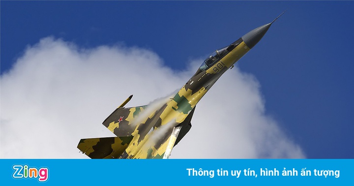 Tiêm kích Su-35S của Nga lao xuống biển ở vùng Viễn Đông