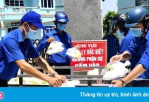 Hàng nghìn suất ăn tặng người dân ở khu cách ly