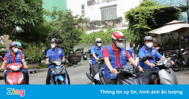 TP.HCM ra mắt đội shipper tình nguyện