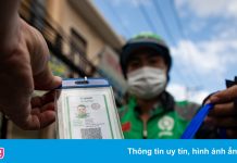 Shipper được hoạt động vùng đỏ, TP.HCM cấp thêm 20.000 giấy đi đường