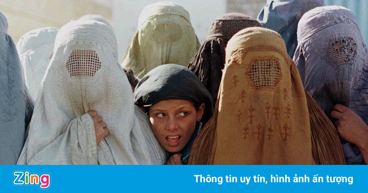 Người mẹ Afghanistan bị giết sau khi Taliban gõ cửa lần thứ tư