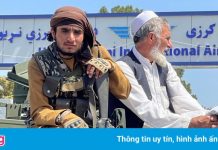 Taliban đưa Facebook, Twitter vào tình huống khó xử