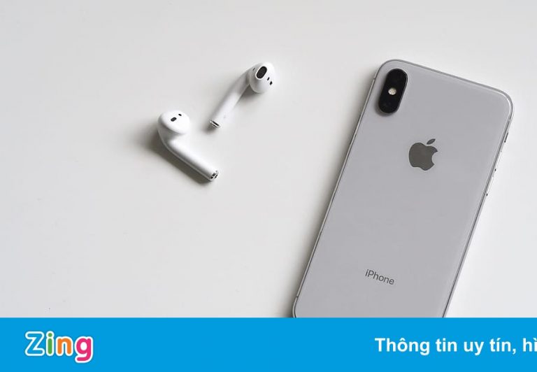 iPhone X hoạt động tốt dù rơi 3.000 m từ máy bay