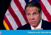 Thống đốc New York không từ chức bất chấp lời kêu gọi từ tổng thống