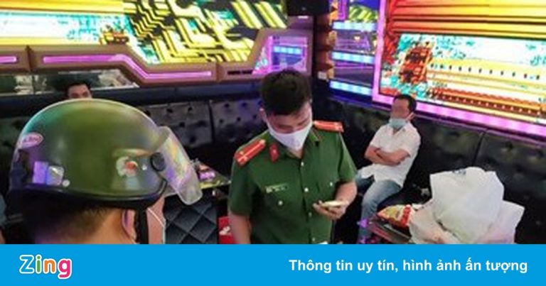 Bị phạt 125 triệu đồng vì thuê phòng hát karaoke giữa dịch