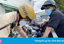 Cầm phiếu đi chợ hết hạn ra đường, người đàn ông bị phạt 2 triệu