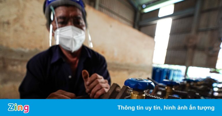 Biến nhà máy thép thành trạm bơm oxy miễn phí tại TP.HCM