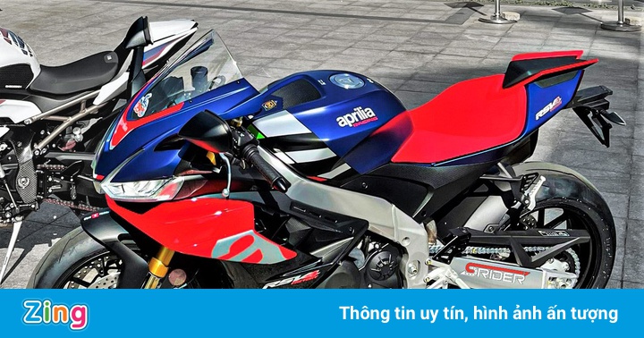 Chi tiết siêu môtô Aprilia RSV4 1100 Factory đầu tiên tại Việt Nam