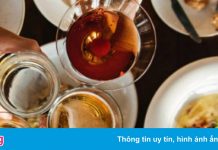 Nhậu lúc giãn cách, 3 người bị phạt 45 triệu đồng