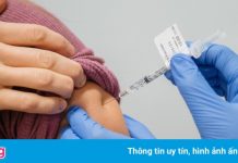 Bị tiêm nước muối, hàng nghìn người Đức chờ tiêm vaccine lại