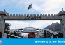 Pakistan mở một cửa khẩu với Afghanistan, nhưng chỉ cho chuyển hàng